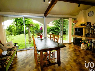 /international/fr/saint-sulpice-et-cameyrac-aquitaine-310100228096/