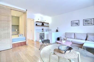 /international/fr/boulevard-de-courcelles-paris-ile-de-france-310109175527/