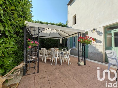 /international/fr/saumur-pays-de-la-loire-310108403067/