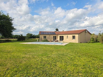 /international/fr/saint-leonard-de-noblat-limousin-310108317221/