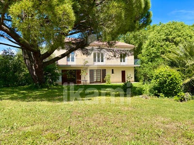 /international/fr/sabran-languedoc-roussillon-310110359270/