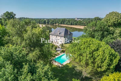 /international/fr/saumur-pays-de-la-loire-310100648966/