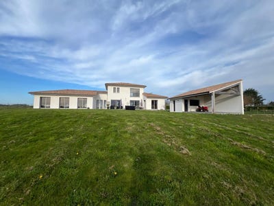 /international/fr/annesse-et-beaulieu-aquitaine-310109023193/
