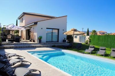 /international/fr/millas-languedoc-roussillon-310106385732/