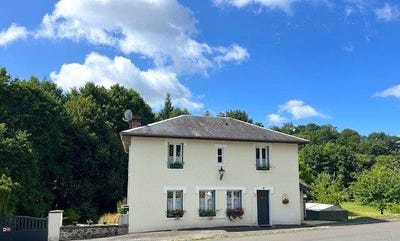 /international/fr/champagnac-la-riviere-limousin-310101514764/?lang=it