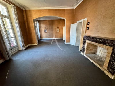 /international/fr/nimes-languedoc-roussillon-310104468844/