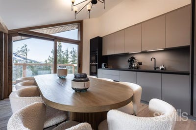 /international/fr/courchevel-rhone-310101375792/