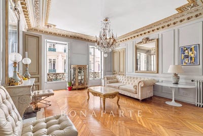 /international/fr/paris-8-ile-de-france-310110378024/
