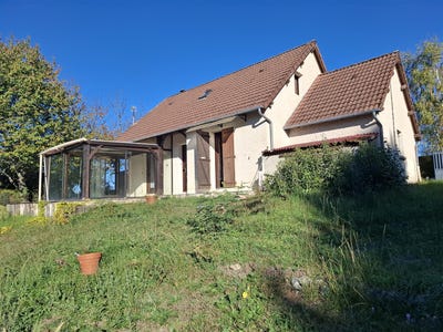 /international/fr/salignac-eyvigues-aquitaine-310105914154/