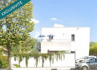 /international/fr/castelnau-le-lez-languedoc-roussillon-310107622038/