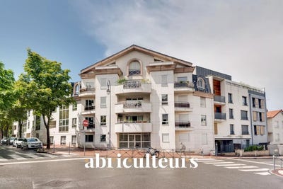 /international/fr/4-rue-jules-guesde-issy-les-moulineaux-ile-de-france-310101129960/