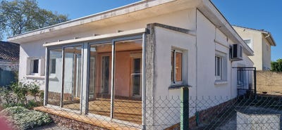 /international/fr/paulhan-languedoc-roussillon-310107182487/