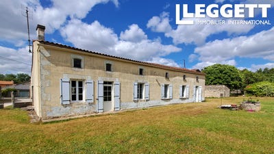 /international/fr/barbezieres-charente-310108834413/