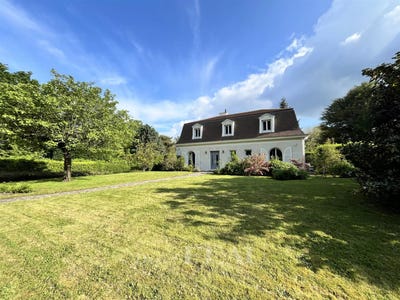/international/fr/les-loges-en-josas-ile-de-france-310100067468/