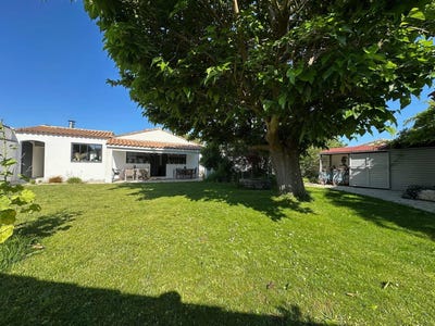 /international/fr/la-couarde-sur-mer-charente-310099891013/?lang=en