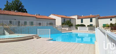 /international/fr/saint-martin-de-re-charente-310098864298/