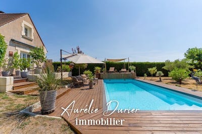 /international/fr/bourgueil-pays-de-la-loire-310109933916/
