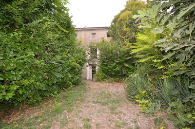 /international/fr/laure-minervois-languedoc-roussillon-310098703735/
