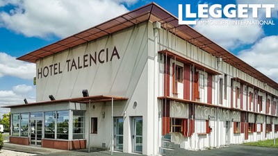 /international/fr/thouars-charente-310094511621/