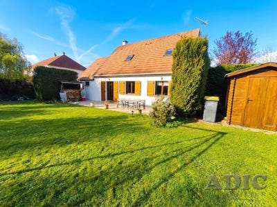/international/fr/le-plessis-belleville-picardie-310108329031/