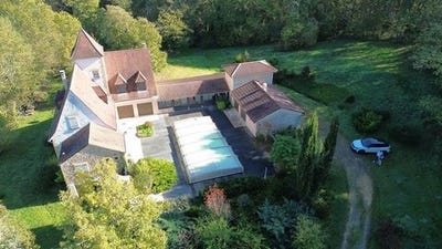 /international/fr/villefranche-du-perigord-aquitaine-310105061454/