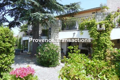 /international/fr/vacqueyras-provence-alpes-cote-d-azur-120079749464/?lang=zh-cn