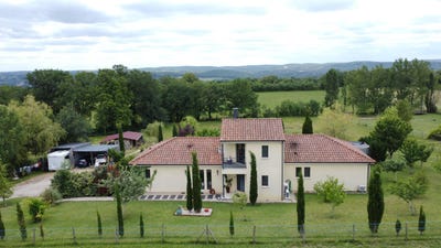 /international/fr/figeac-midi-pyrenees-310108764119/