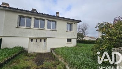 /international/fr/ruffec-centre-val-de-loire-310108048121/