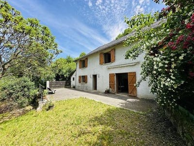 /international/fr/saint-lary-midi-pyrenees-310106972701/