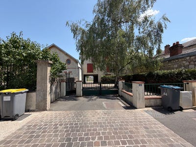 /international/fr/orleans-centre-val-de-loire-310109045404/