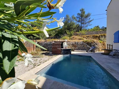 /international/fr/varages-provence-alpes-cote-d-azur-310101357176/