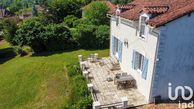 /international/fr/varaignes-aquitaine-310100785186/?lang=en