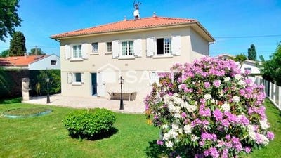 /international/fr/cestas-aquitaine-310107977244/