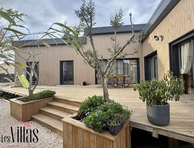 /international/fr/carcassonne-languedoc-roussillon-310108764104/