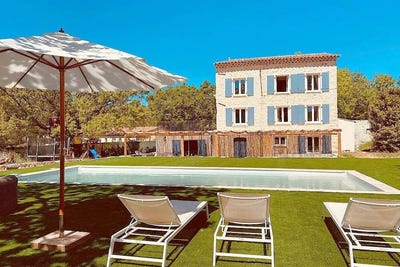 /international/fr/fayence-provence-alpes-cote-d-azur-310109126676/