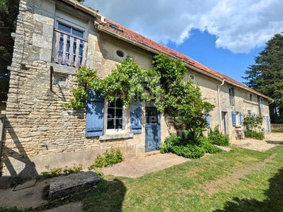 /international/fr/ciez-burgundy-310108184525/