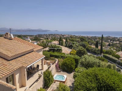 /international/fr/saint-aygulf-provence-alpes-cote-d-azur-310108593208/
