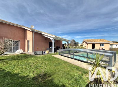 /international/fr/grayan-et-l-hopital-aquitaine-310106410940/
