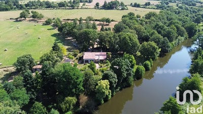 /international/fr/gourge-charente-310101228971/