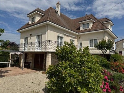 /international/fr/montmorillon-charente-310109130853/