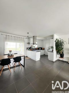 /international/fr/semblancay-centre-val-de-loire-310108263446/