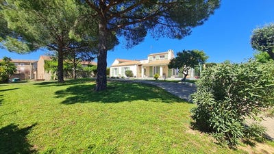 /international/fr/puimisson-languedoc-roussillon-310108465068/