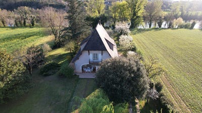 /international/fr/lamagdelaine-midi-pyrenees-310107559946/