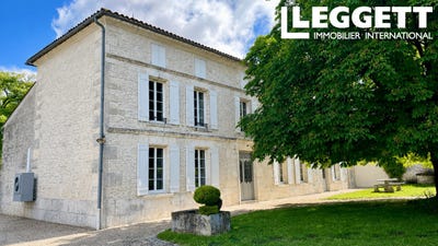 /international/fr/cognac-charente-310107757402/