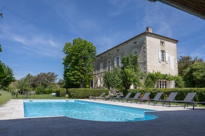/international/fr/lamontjoie-aquitaine-310108676647/