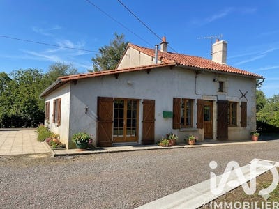 /international/fr/lathus-saint-remy-charente-310105404391/