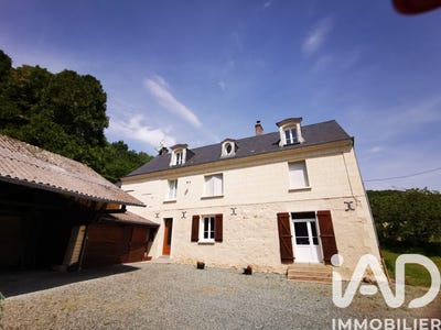 /international/fr/saint-georges-de-la-couee-pays-de-la-loire-310108728144/