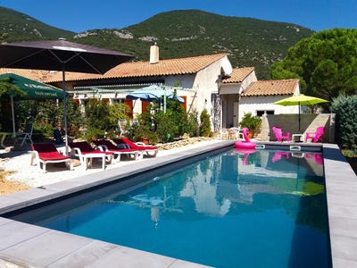/international/fr/rustrel-provence-alpes-cote-d-azur-310098222023/