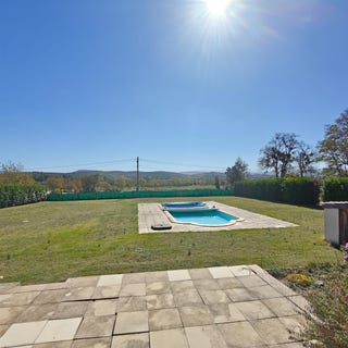 /international/fr/limoux-languedoc-roussillon-310102932366/