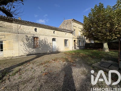 /international/fr/lussac-charente-310105381252/